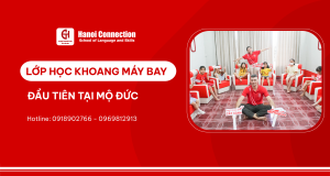 Lớp học khoang máy bay tại Mộ Đức